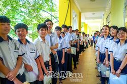Hơn 1.260 thí sinh bước vào kỳ thi tuyển sinh lớp 10 THPT chuyên