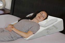 Gối chống tr&agrave;o ngược dạ d&agrave;y c&oacute; thực sự hiệu quả? Đừng vội mua khi chưa biết điều n&agrave;y