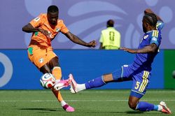 Pepe lập c&uacute; đ&uacute;p, Bờ Biển Ng&agrave; thắng Curacao 2-0
