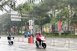 Bắc Bộ giảm nhiệt, nhiều nơi có mưa dông