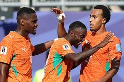 Nicolas Pepe lập c&uacute; đ&uacute;p, Bờ Biển Ng&agrave; gi&agrave;nh v&eacute; v&agrave;o v&ograve;ng 32 đội World Cup 2026
