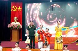 Phường Việt Hưng lan tỏa gi&aacute; trị gia đ&igrave;nh văn h&oacute;a trong thời đại số