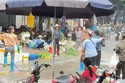 Khởi tố người phụ nữ dùng vòi nước áp lực cao xịt thẳng vào mặt người bán rau ở Phú Thọ