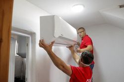 Doanh nghiệp điều hòa châu Á 'hái ra tiền' từ cái nóng kỷ lục ở châu Âu