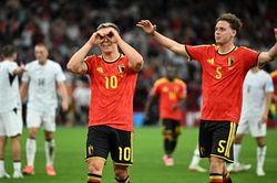 Bỉ v&agrave;o v&ograve;ng 32 đội sau trận thắng 5-1