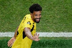 Cape Verde đ&oacute;n 'mưa tiền thưởng' ở World Cup