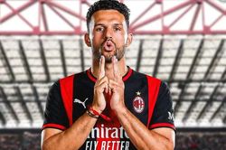AC Milan nổ 'bom tấn' đắt nhất lịch sử