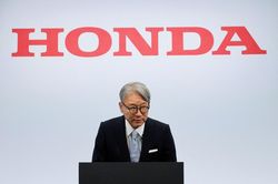 Honda 'ngậm đắng' vì xe điện