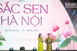 [Ảnh] 'Lễ hội Sen Hà Nội' tôn vinh sắc hoa gắn bó ngàn năm với đất Việt
