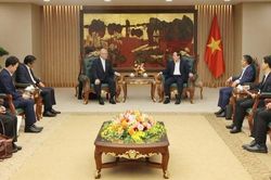 Phó Thủ tướng Lê Tiến Châu tiếp Cố vấn đặc biệt Liên minh Nghị sĩ hữu nghị Nhật Bản-Việt Nam
