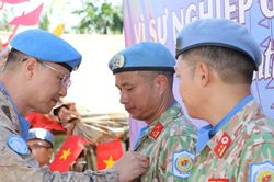Bệnh viện dã chiến cấp 2 số 7 nhận Huy chương Gìn giữ hòa bình Liên hợp quốc