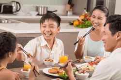 Tr&acirc;n qu&yacute; bữa cơm gia đ&igrave;nh