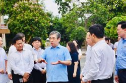 Đồng chí Nguyễn Phước Lộc khảo sát, định hướng phát triển y tế khu vực Phú Mỹ và khu vực Hồ Tràm