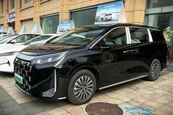 [GALLERY] MPV BYD M9 bản dịch vụ giá rẻ cập bến đại lý, chờ ngày mở bán