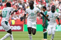 Senegal thắng với tỷ số khó tin trước Iraq, đẩy Hàn Quốc tới bờ vực bị loại