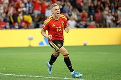 Trực tiếp New Zealand vs Bỉ 0-1 (H1): Trossard mở tỷ số