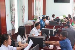 Quảng Ngãi thu hồi tiền hỗ trợ hơn 400 cán bộ không đủ điều kiện sau sáp nhập