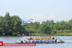 Sôi nổi Giải đua thuyền truyền thống phường Cẩm Lệ - Hòa Xuân mở rộng năm 2026