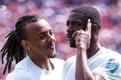 Video bóng đá Pháp vs Na Uy: Dembele áp sát Messi