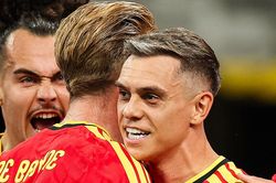 Video b&oacute;ng đ&aacute; New Zealand vs Bỉ: Vũ điệu 'Quỷ đỏ'