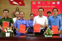 K&yacute; kết quy chế phối hợp bảo vệ trẻ em v&agrave; người chưa th&agrave;nh ni&ecirc;n