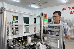 Thị trường lao động thời AI - Bài cuối: Người lao động không đứng ngoài cuộc đua số