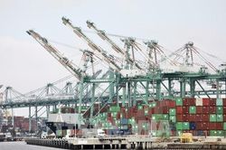 Mỹ cảnh báo áp thuế 100% các nước đánh thuế dịch vụ số đối với doanh nghiệp Mỹ