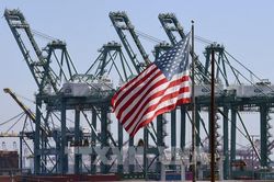 S&P giữ nguyên xếp hạng tín nhiệm của Mỹ ở mức AA+