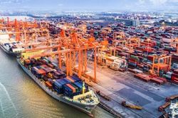 Chuyển từ xúc tiến dàn trải sang đồng hành với nhà đầu tư chiến lược