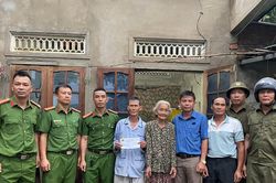 Xã Phú Thuận kịp thời hỗ trợ 2 hộ dân bị tốc mái nhà do giông lốc