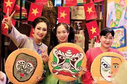 Nghệ thuật hát bội qua ống kính sinh viên