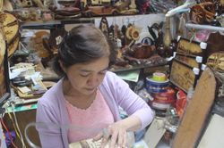 Nghề truyền thống chỉ c&ograve;n một nghệ nh&acirc;n
