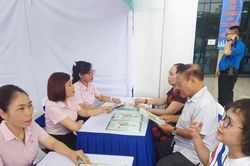Thấy gì từ ngày hội việc làm đầu tiên dành cho người cao tuổi?