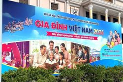 Sức mạnh mềm nhìn từ tọa độ mang tên 'văn hóa gia đình'