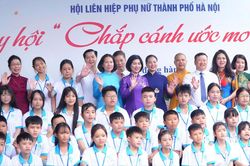 Tiếp thêm động lực cho trẻ em có hoàn cảnh khó khăn