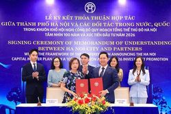 Hà Nội ký kết với 5 ngân hàng phát hành trái phiếu chính quyền địa phương