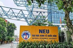 Đại học Kinh tế Quốc d&acirc;n tuyển thẳng hơn 300 th&iacute; sinh