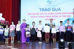 'Chạm yêu thương – Xây hạnh phúc' lan tỏa giá trị gia đình Việt
