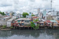 TP.HCM di dời 40.000 căn nhà ven kênh: Bảo đảm quyền lợi an sinh tối đa cho người dân