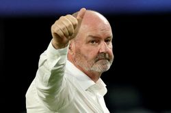 HLV đầu tiên rời ghế nóng ngay sau World Cup 2026
