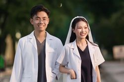 Cặp 'học bá' ngành Y kết hôn chỉ sau 3 tháng hẹn hò