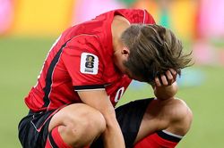 Cảnh &ecirc; chề của tuyển H&agrave;n Quốc khi về nước sau kỳ World Cup thảm họa