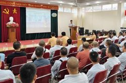 Nâng cao ý thức chấp hành pháp luật cho đội ngũ lái xe buýt Thủ đô