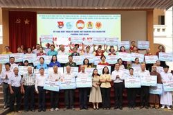 Đồng loạt ra qu&acirc;n thi đua ch&agrave;o mừng 50 năm Th&agrave;nh phố mang t&ecirc;n B&aacute;c