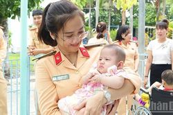 Công an Đồng Tháp lan tỏa yêu thương đến trẻ hoàn cảnh khó khăn
