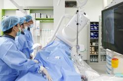 Bệnh viện Bạch Mai cơ sở Ninh B&igrave;nh triển khai kỹ thuật n&uacute;t mạch DSA cấp cứu bệnh nh&acirc;n