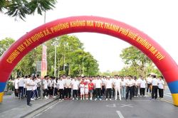 Hàng nghìn người tham gia giải chạy hưởng ứng Tháng hành động phòng, chống ma túy tại Huế