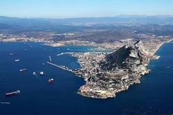 Khám phá bí mật ngủ yên dưới đáy biển Gibraltar