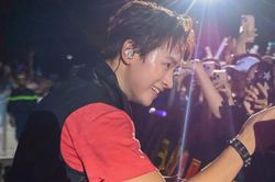 'Cỗ m&aacute;y nhảy' CONGB lao xuống s&acirc;n khấu concert Thanh xu&acirc;n