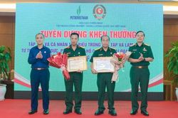 [VIDEO] Hội CCB Petrovietnam sơ kết c&ocirc;ng t&aacute;c 6 th&aacute;ng đầu năm, tiếp tục n&acirc;ng cao c&ocirc;ng t&aacute;c Hội trong giai đoạn mới